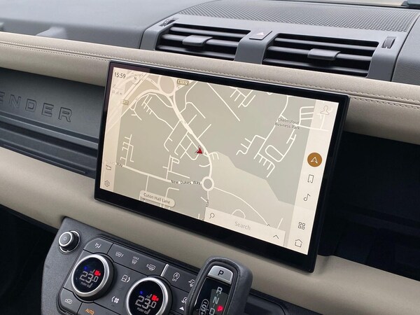 Used Land Rover Defender 2022 for sale - 76287222: Photo 11