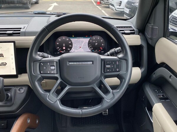 Used Land Rover Defender 2022 for sale - 76287222: Photo 15