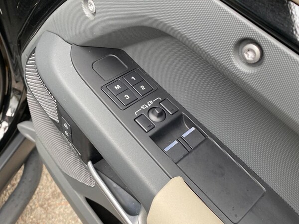 Used Land Rover Defender 2022 for sale - 76287222: Photo 25