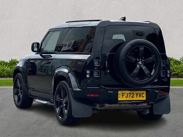 Used Land Rover Defender 2022 for sale - 76287222: Photo 2