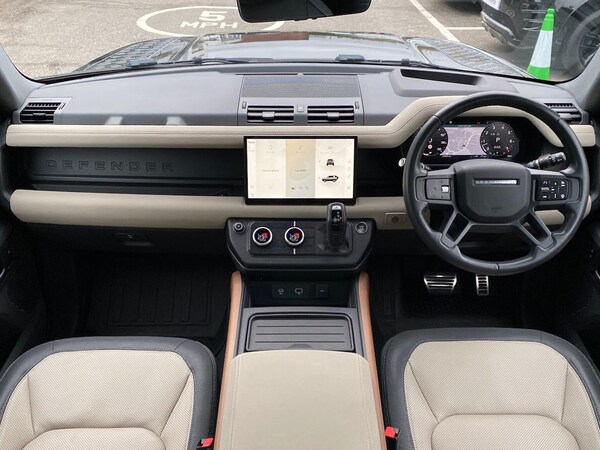 Used Land Rover Defender 2022 for sale - 76287222: Photo 9
