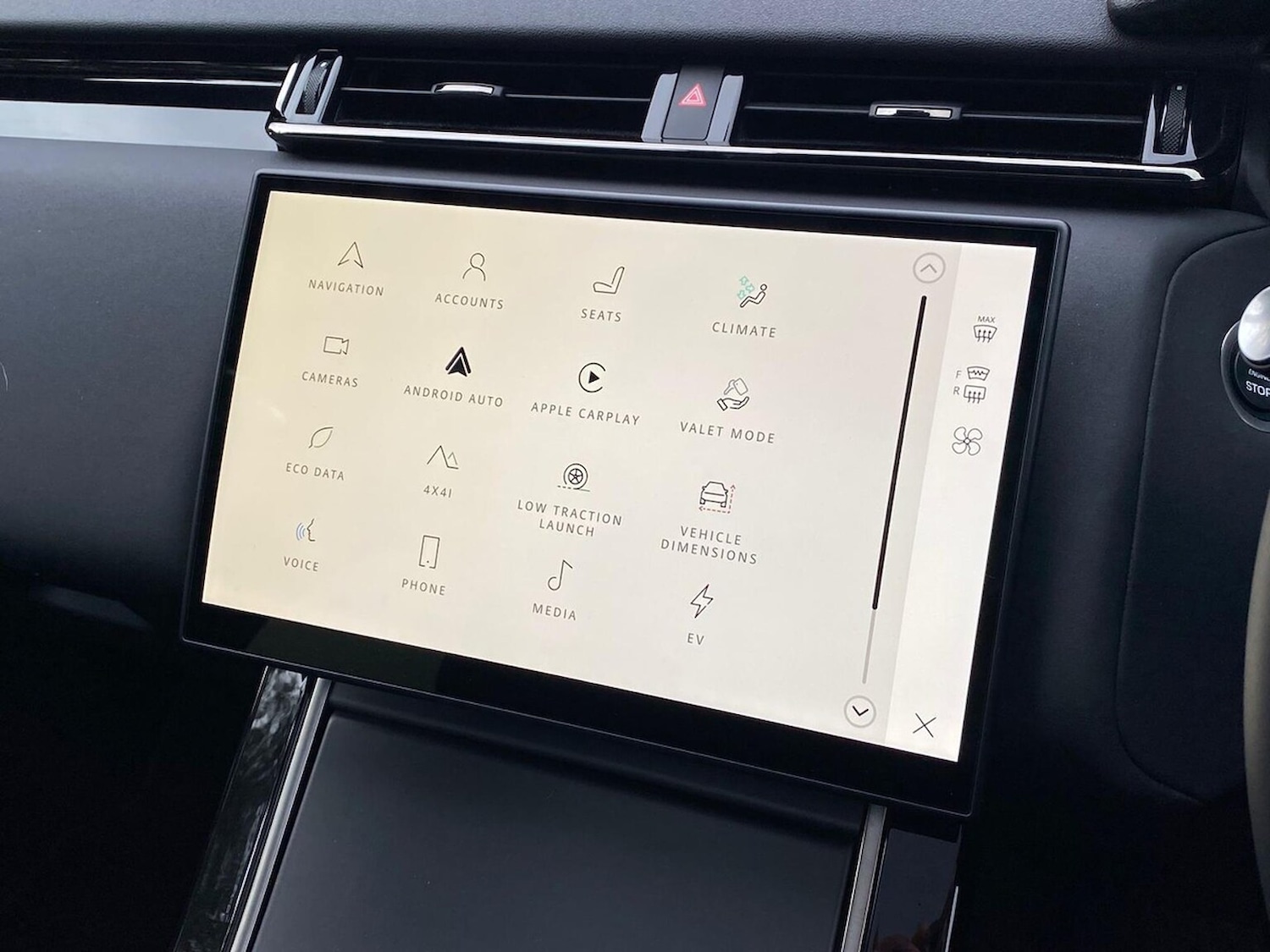 Used Land Rover Range Rover Velar 2023 for sale - 76963578: Photo 40