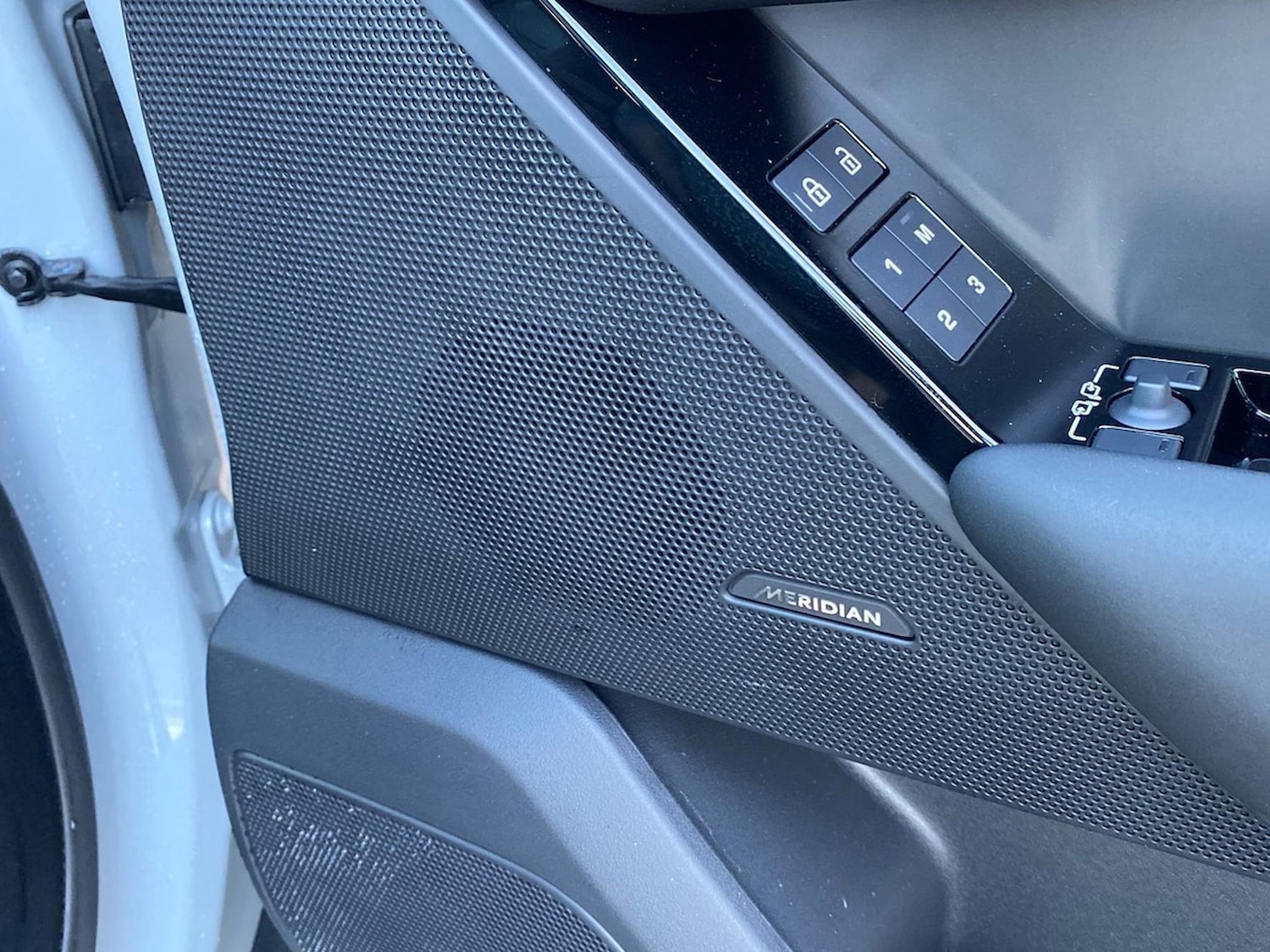 Used Land Rover Range Rover Velar 2024 for sale - 77080862: Photo 26