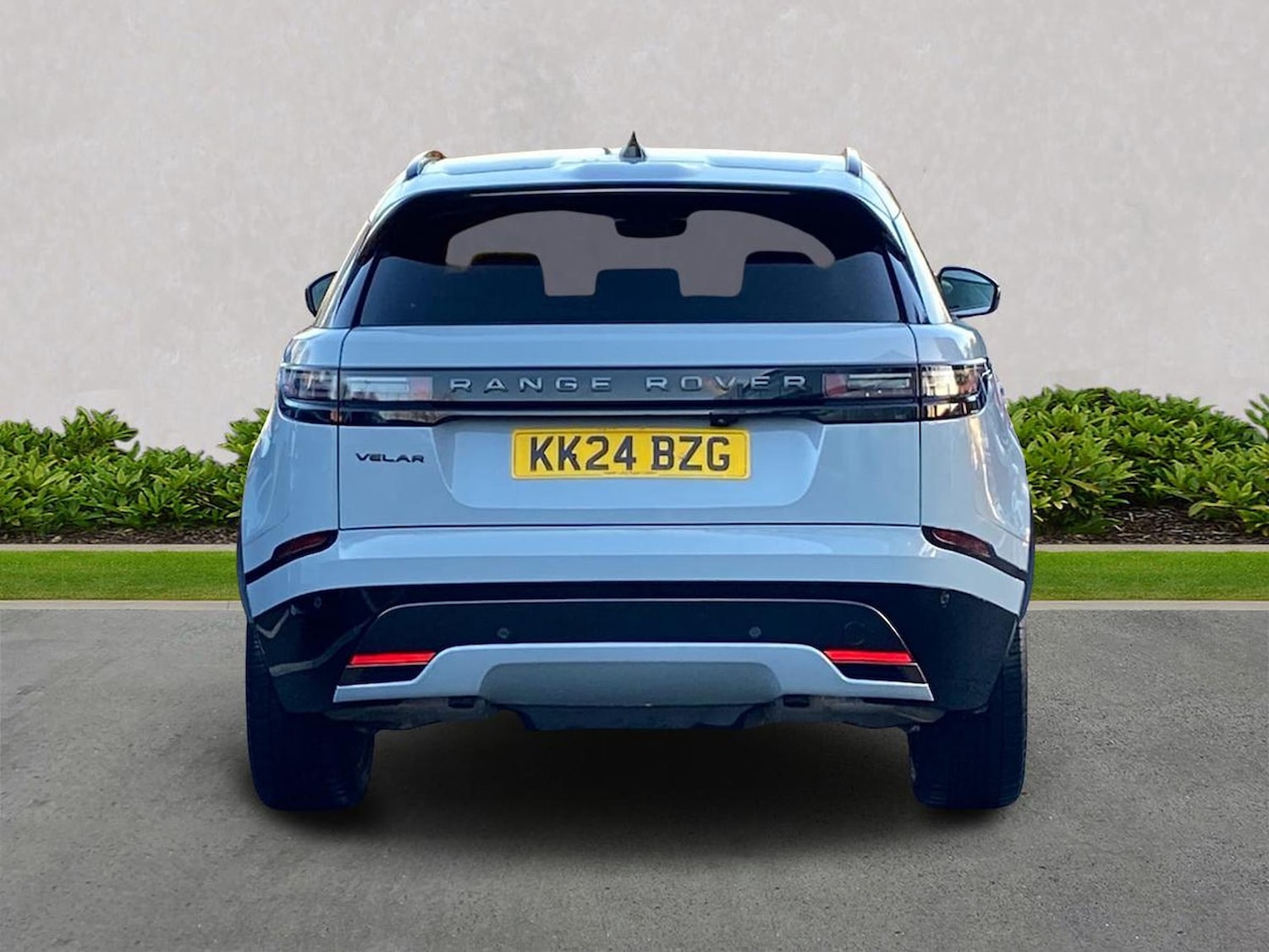 Used Land Rover Range Rover Velar 2024 for sale - 77080862: Photo 8