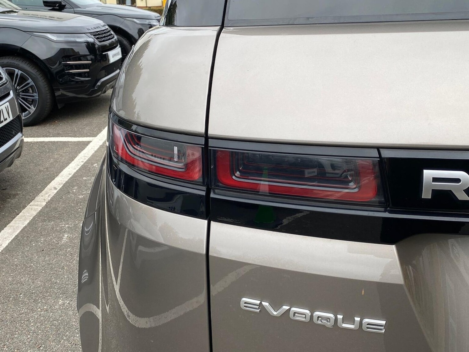 Used Land Rover Range Rover Evoque 2021 for sale - 76287224: Photo 26