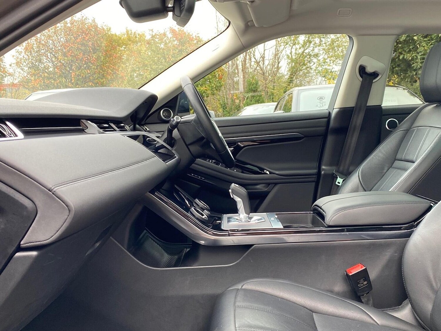 Used Land Rover Range Rover Evoque 2021 for sale - 76287224: Photo 3