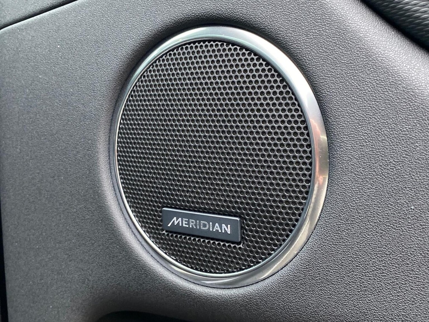 Used Land Rover Discovery Sport 2025 for sale - 76931598: Photo 24