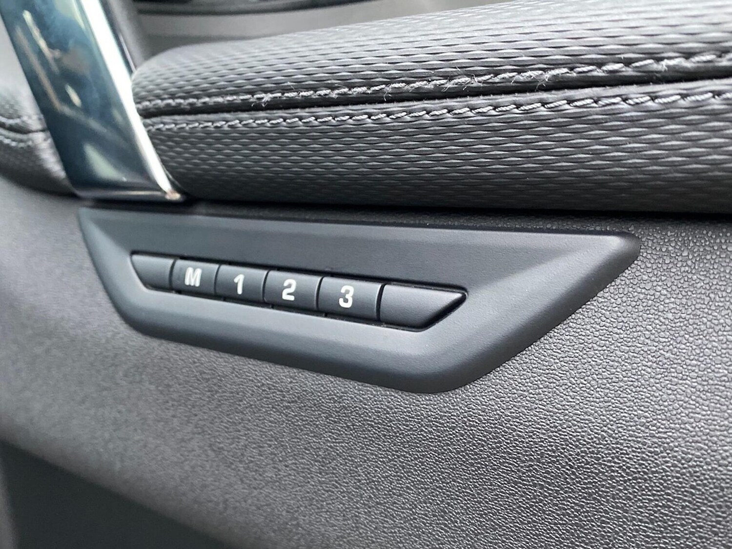 Used Land Rover Discovery Sport 2025 for sale - 76931598: Photo 25