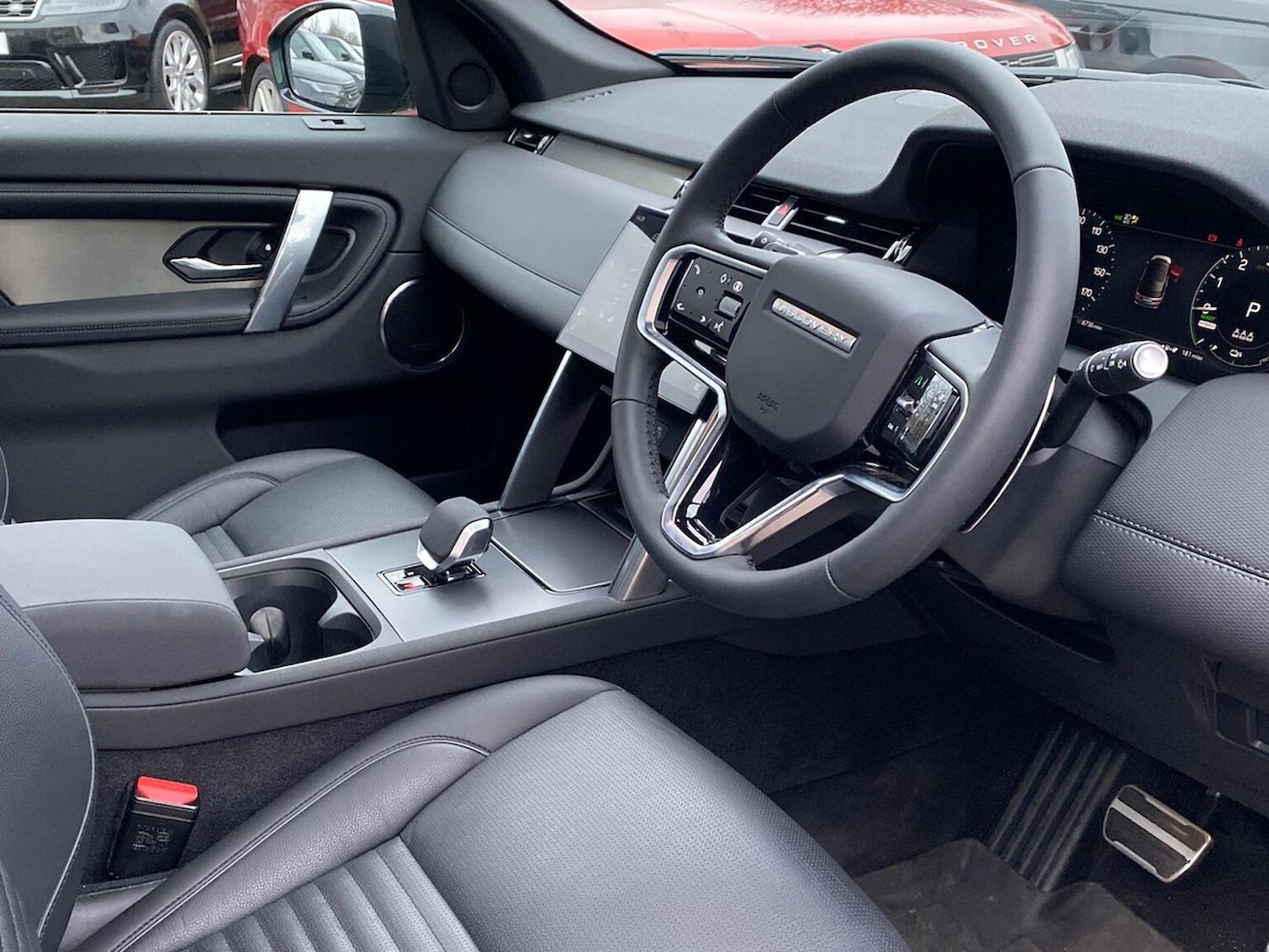 Used Land Rover Discovery Sport 2025 for sale - 76931598: Photo 31