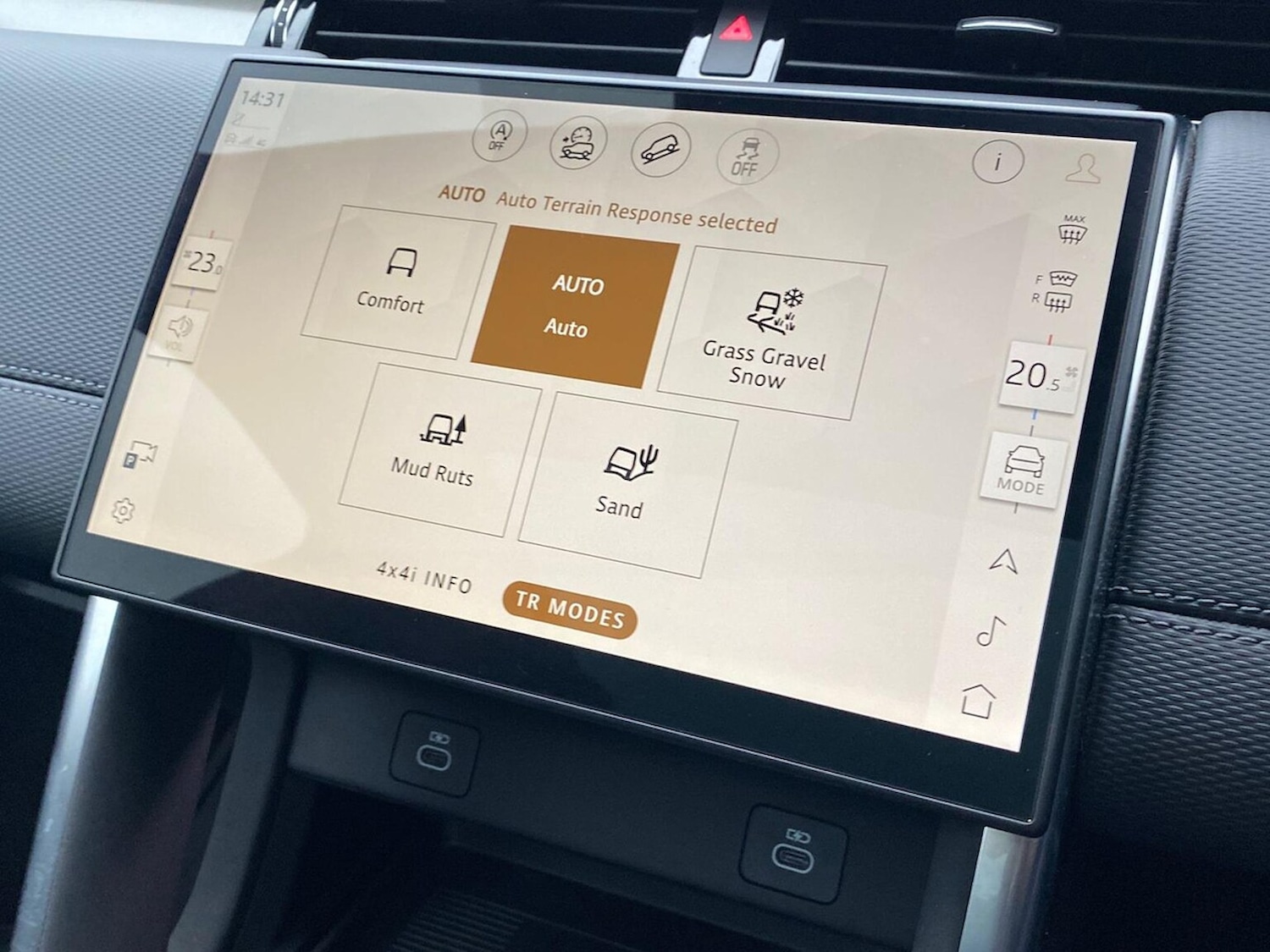 Used Land Rover Discovery Sport 2025 for sale - 76931598: Photo 36