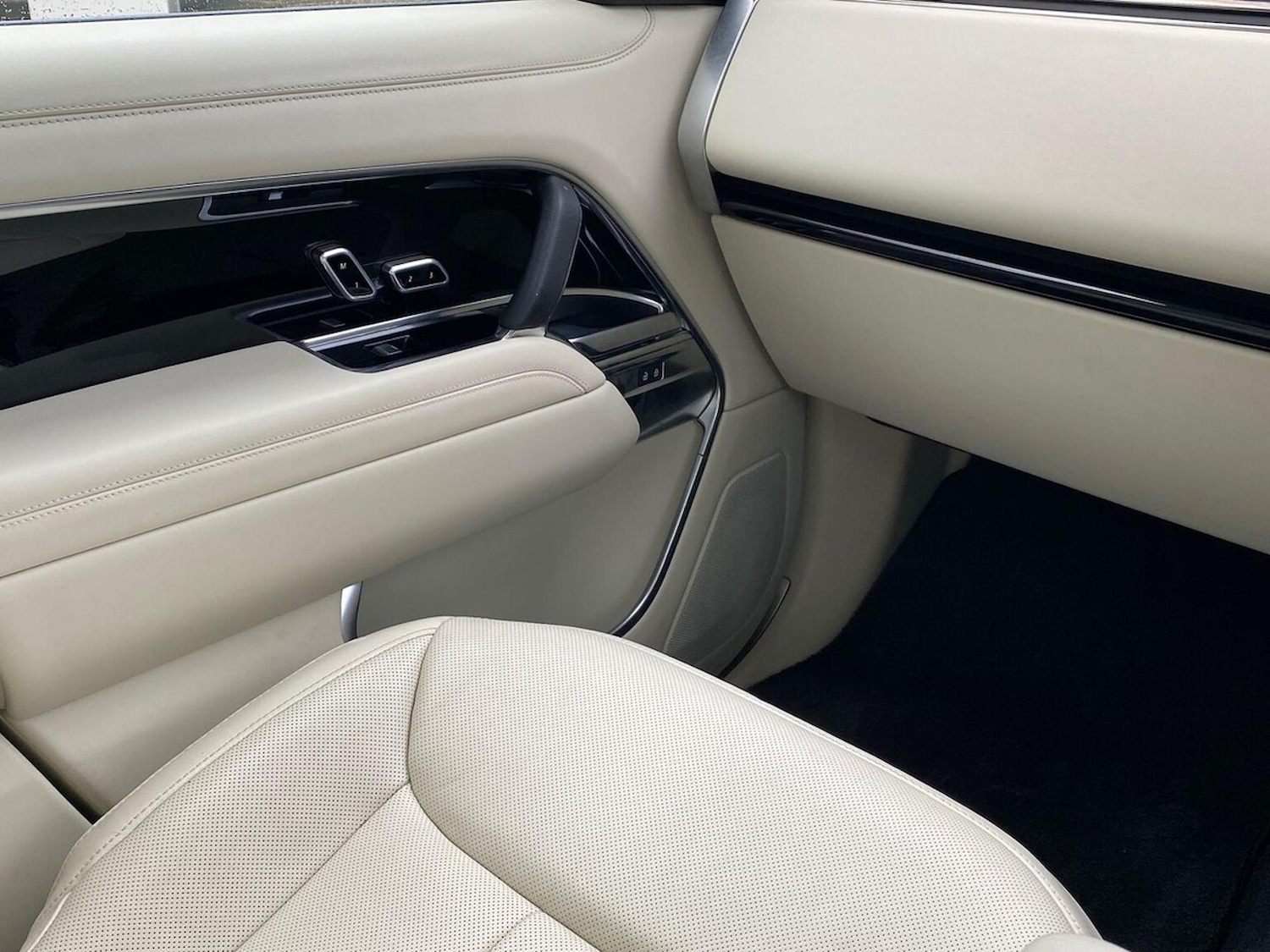 Used Land Rover Range Rover 2023 for sale - 77901709: Photo 36