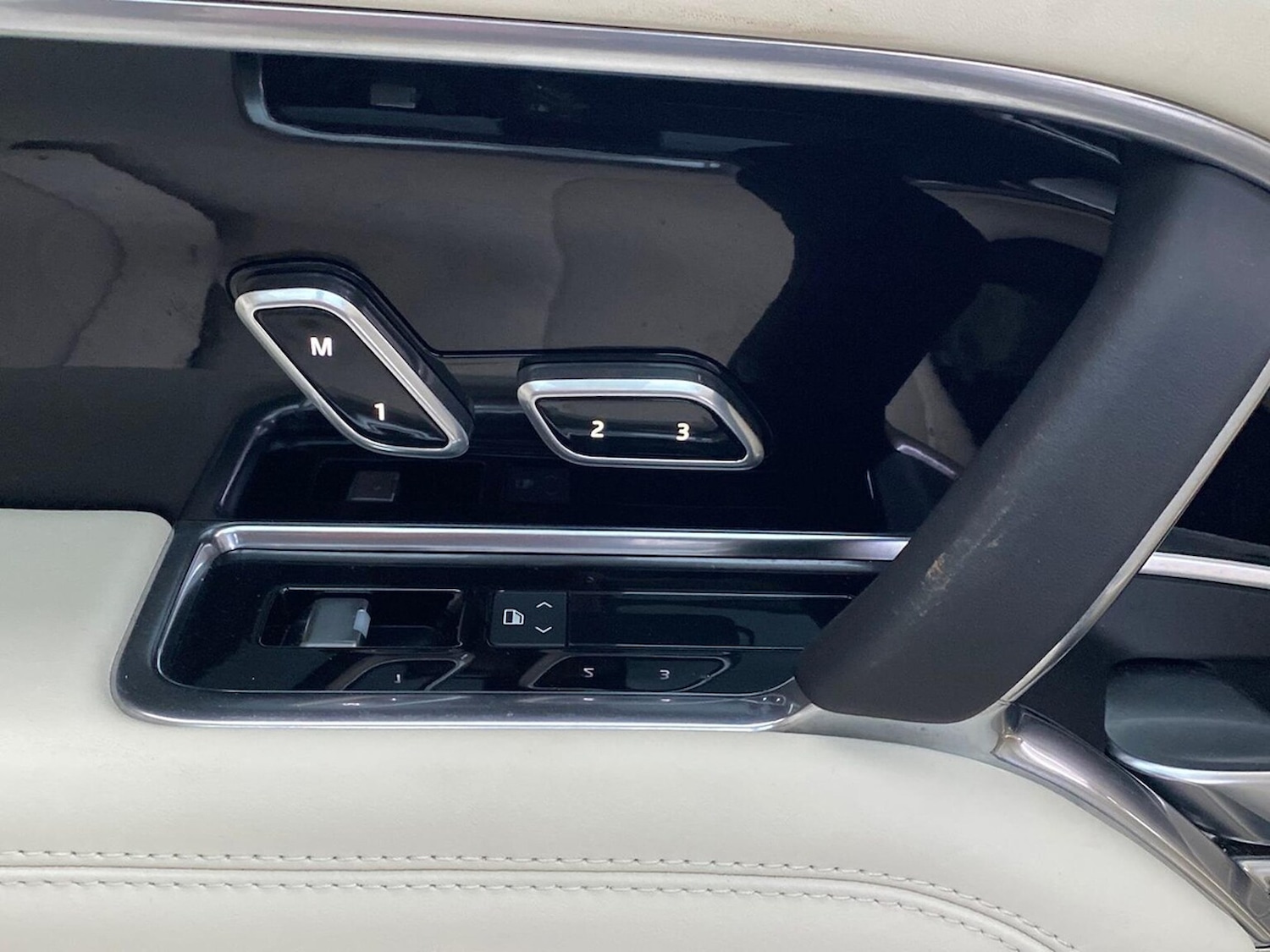 Used Land Rover Range Rover 2023 for sale - 77901709: Photo 37