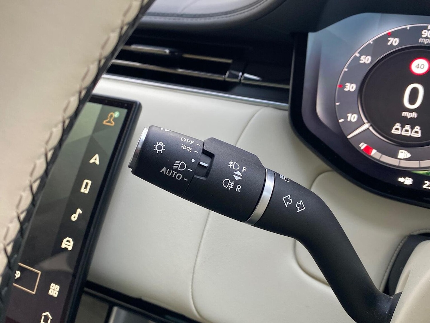 Used Land Rover Range Rover 2023 for sale - 77901709: Photo 40