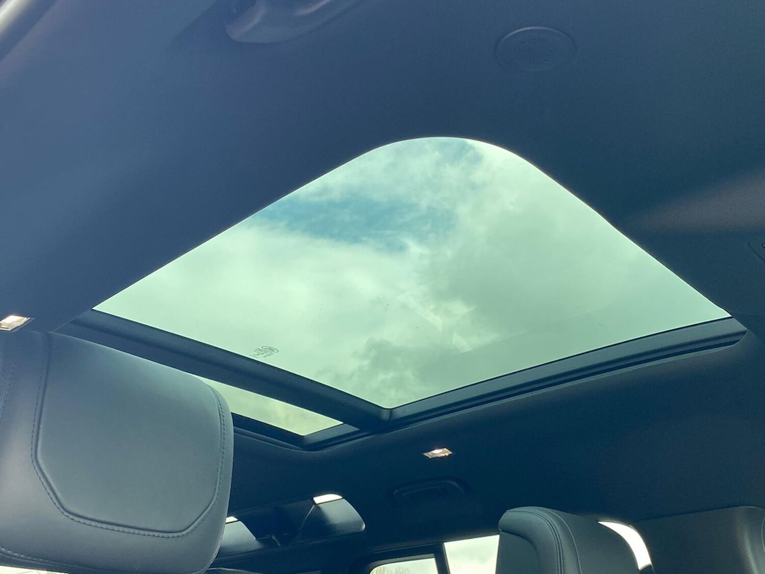 Used Land Rover Defender 2023 for sale - 78194456: Photo 23