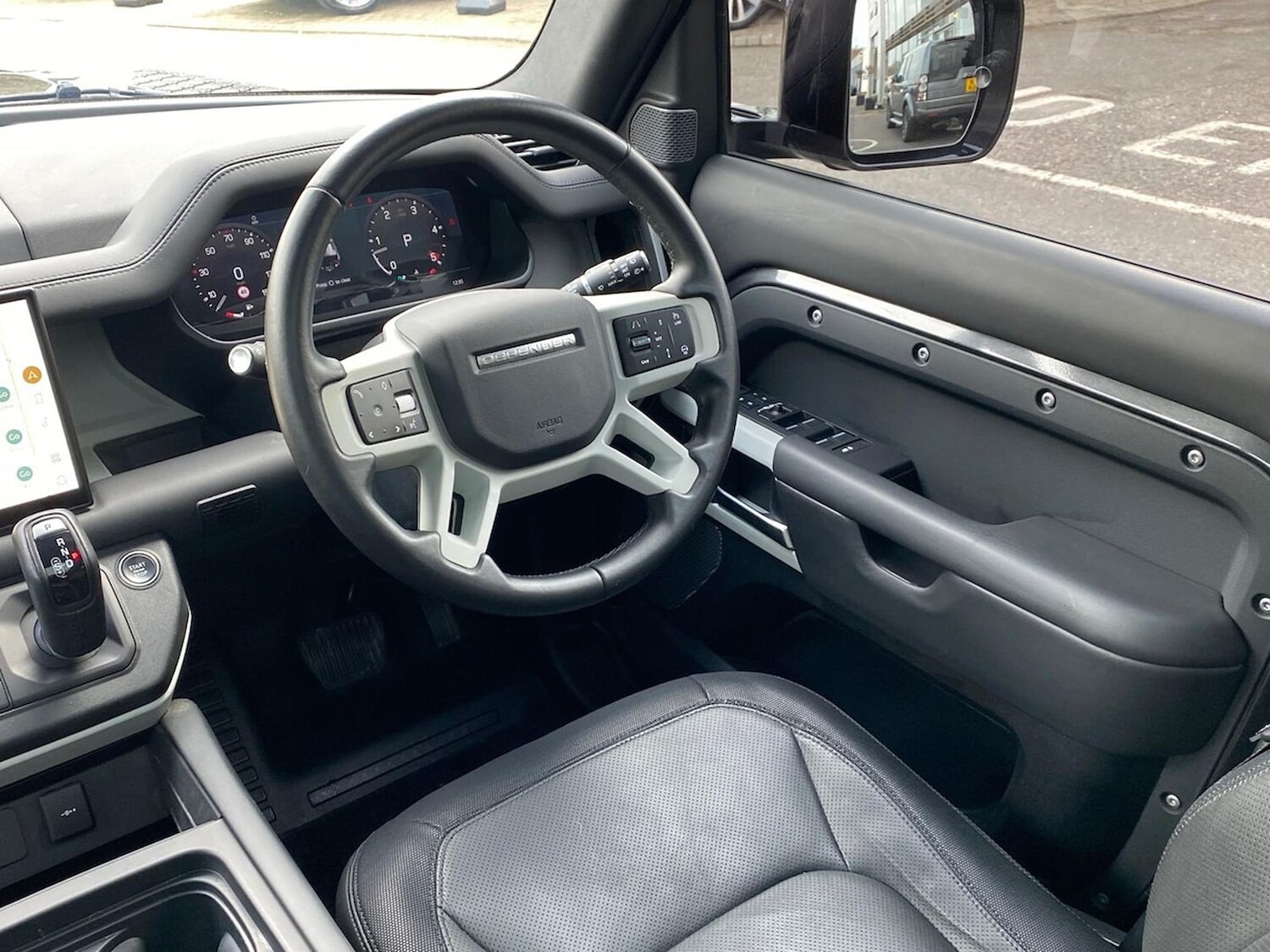 Used Land Rover Defender 2023 for sale - 78194456: Photo 38