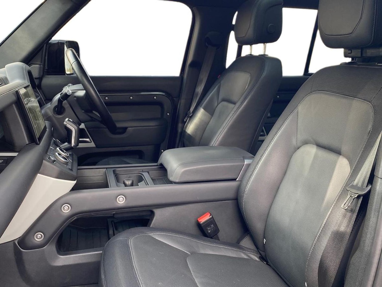 Used Land Rover Defender 2023 for sale - 78194456: Photo 5