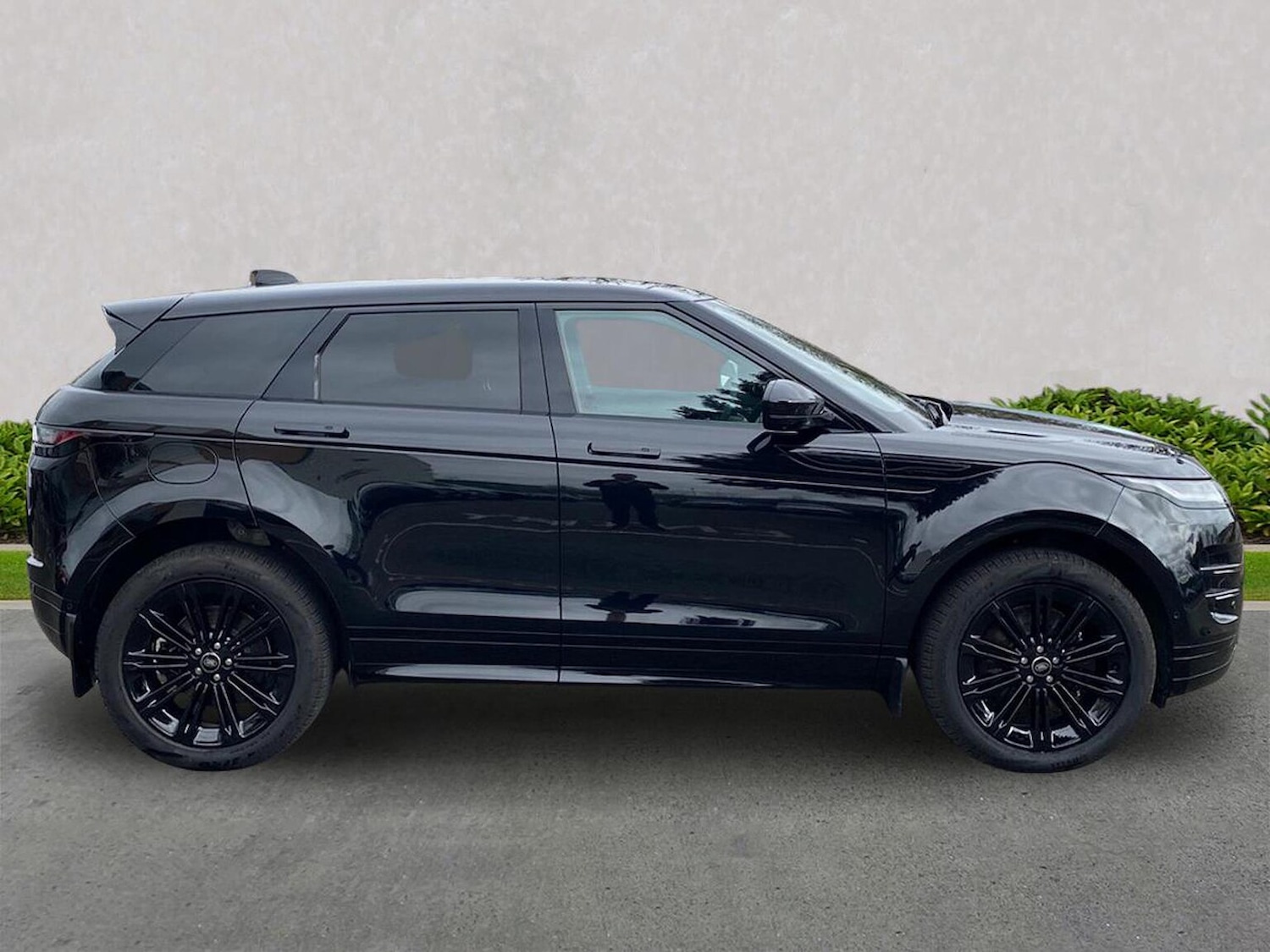 Used Land Rover Range Rover Evoque 2025 for sale - 77630151: Photo 5