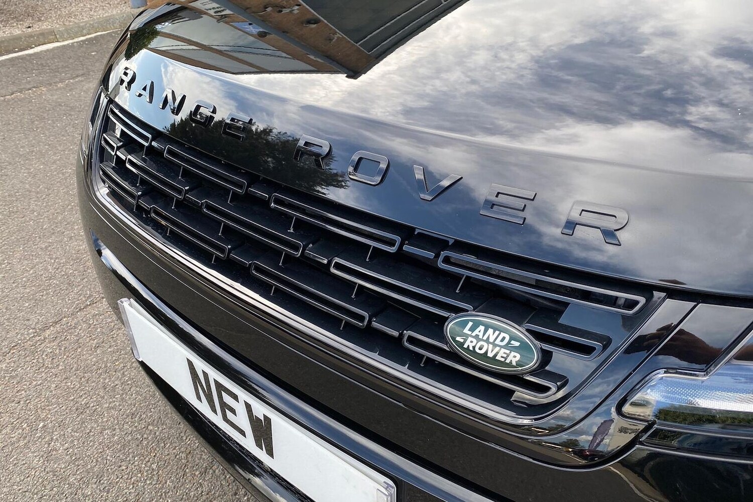 Used Land Rover Range Rover Evoque 2025 for sale - 77487907: Photo 33