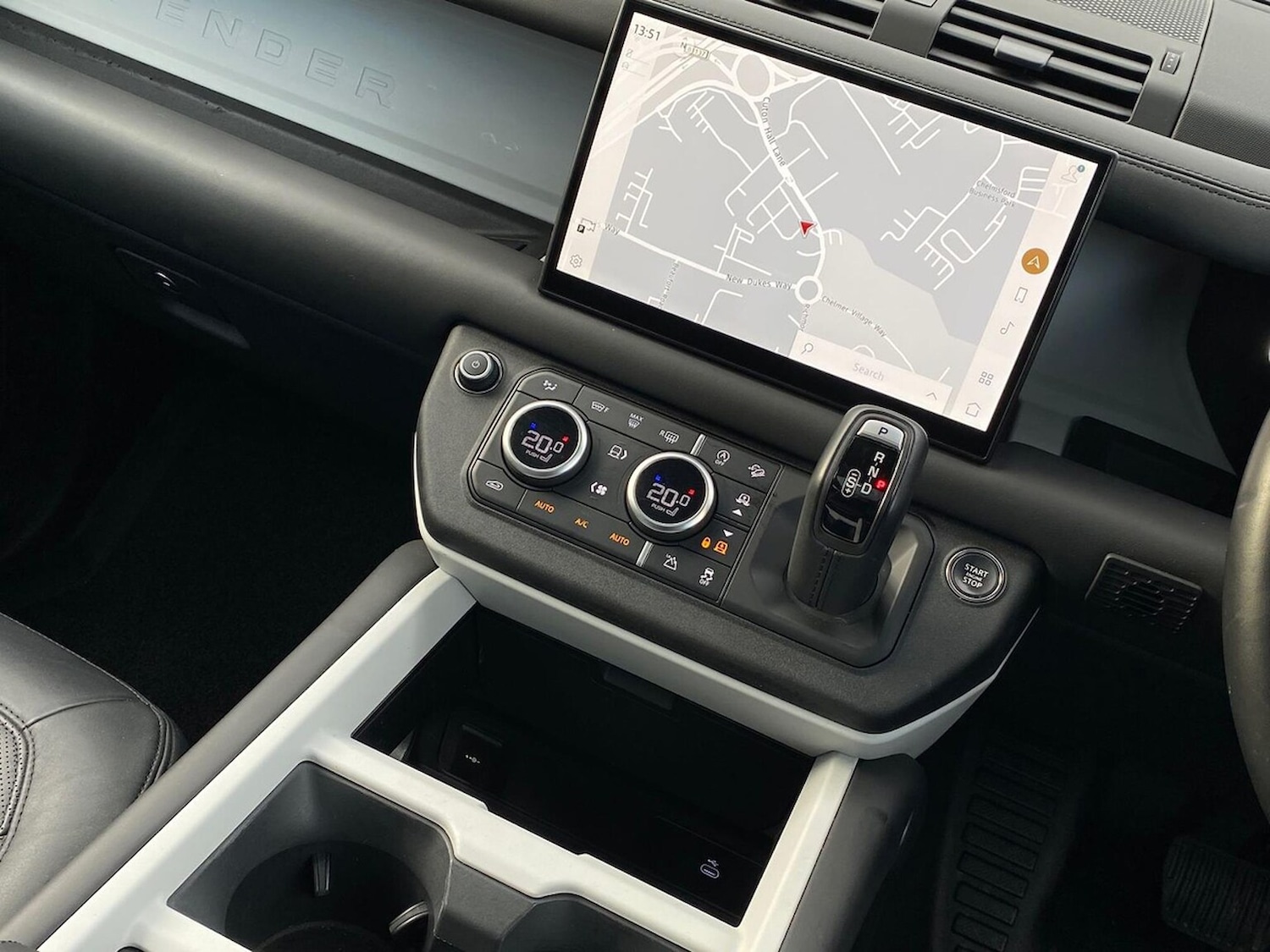 Used Land Rover Defender 2024 for sale - 76982892: Photo 13