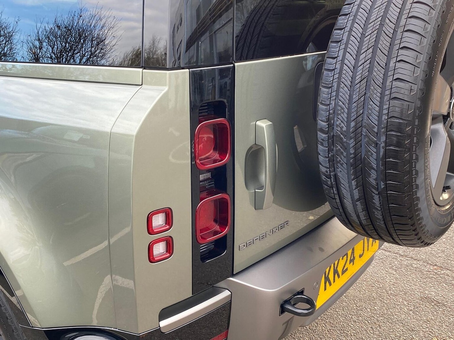 Used Land Rover Defender 2024 for sale - 76982892: Photo 19