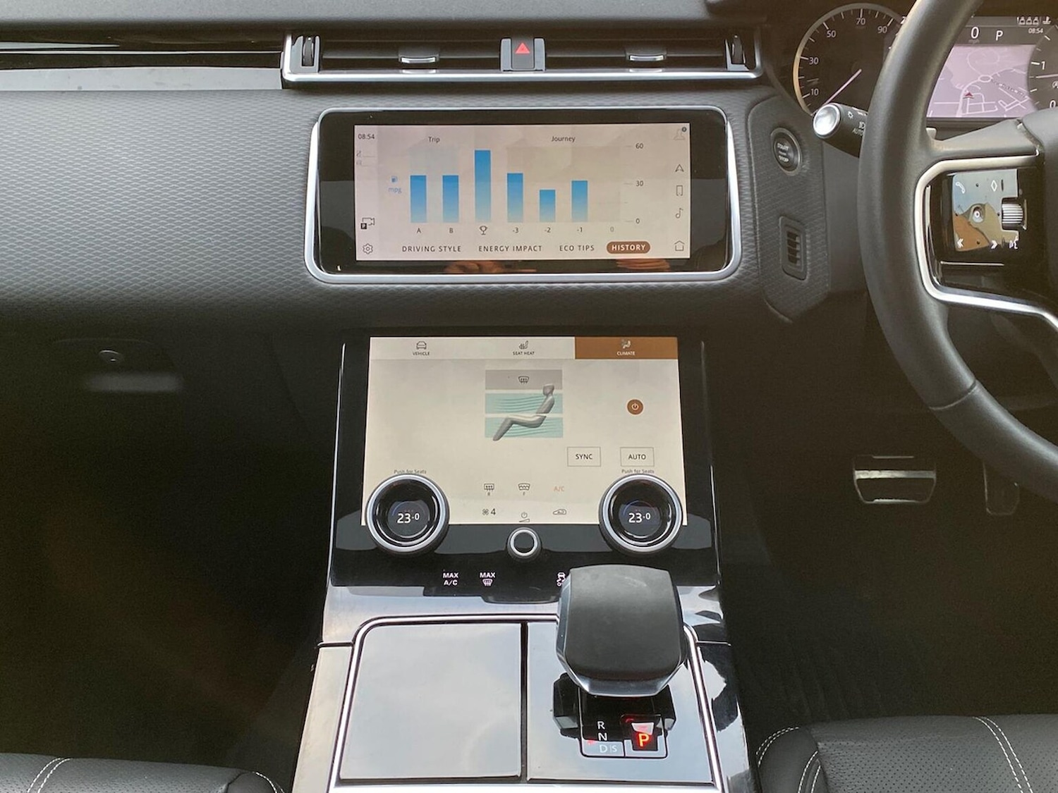 Used Land Rover Range Rover Velar 2023 for sale - 77548379: Photo 14