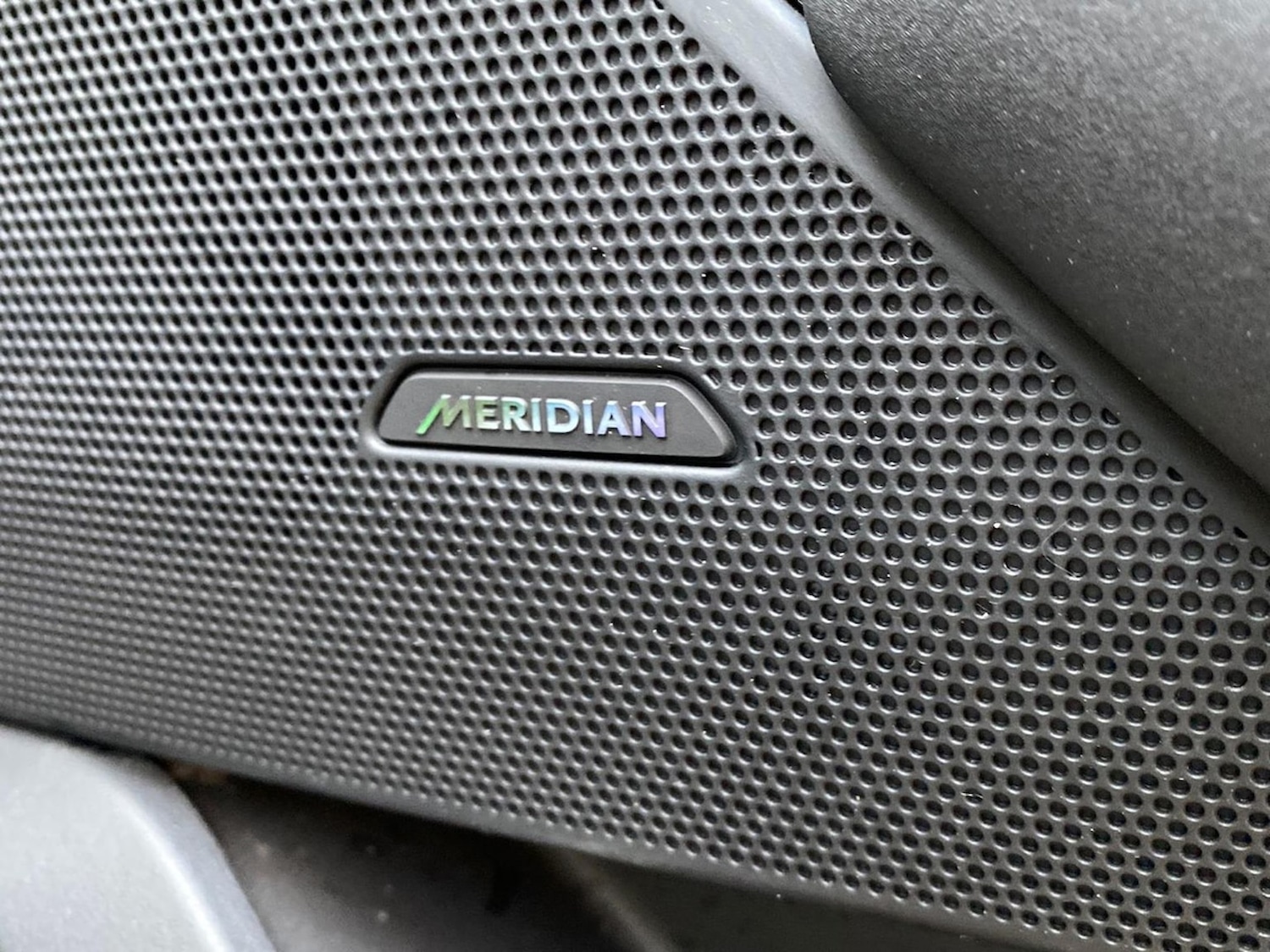 Used Land Rover Range Rover Velar 2023 for sale - 77548379: Photo 24