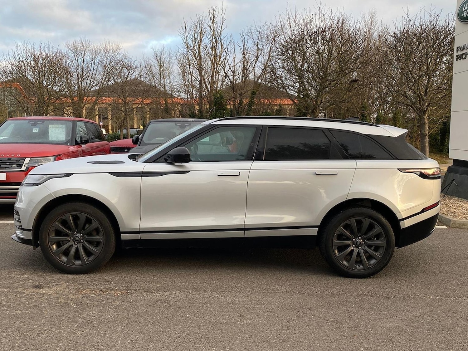 Used Land Rover Range Rover Velar 2023 for sale - 77548379: Photo 28