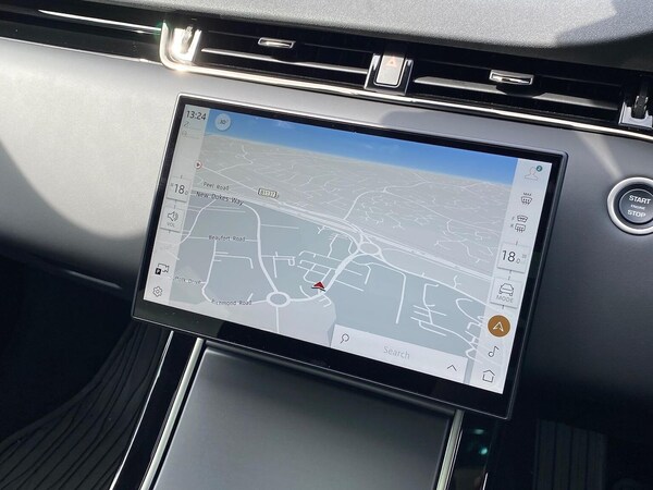 Used Land Rover Range Rover Evoque 2025 for sale - 76129043: Photo 11