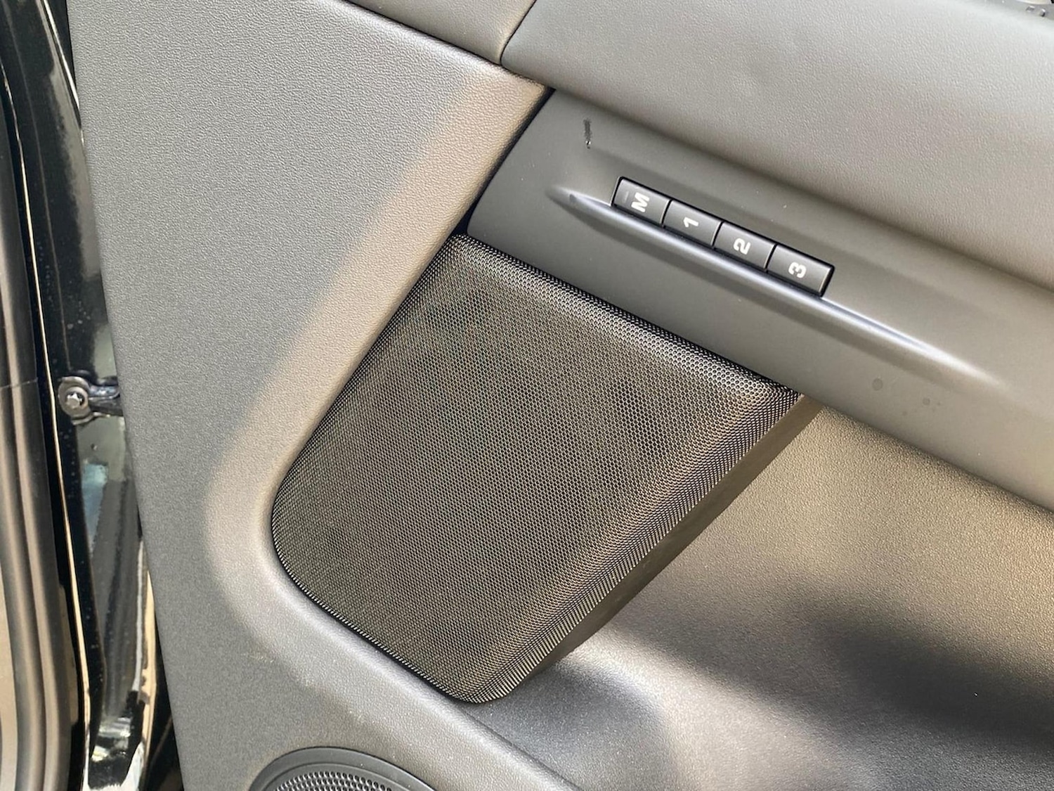 Used Land Rover Range Rover Evoque 2025 for sale - 76129043: Photo 24