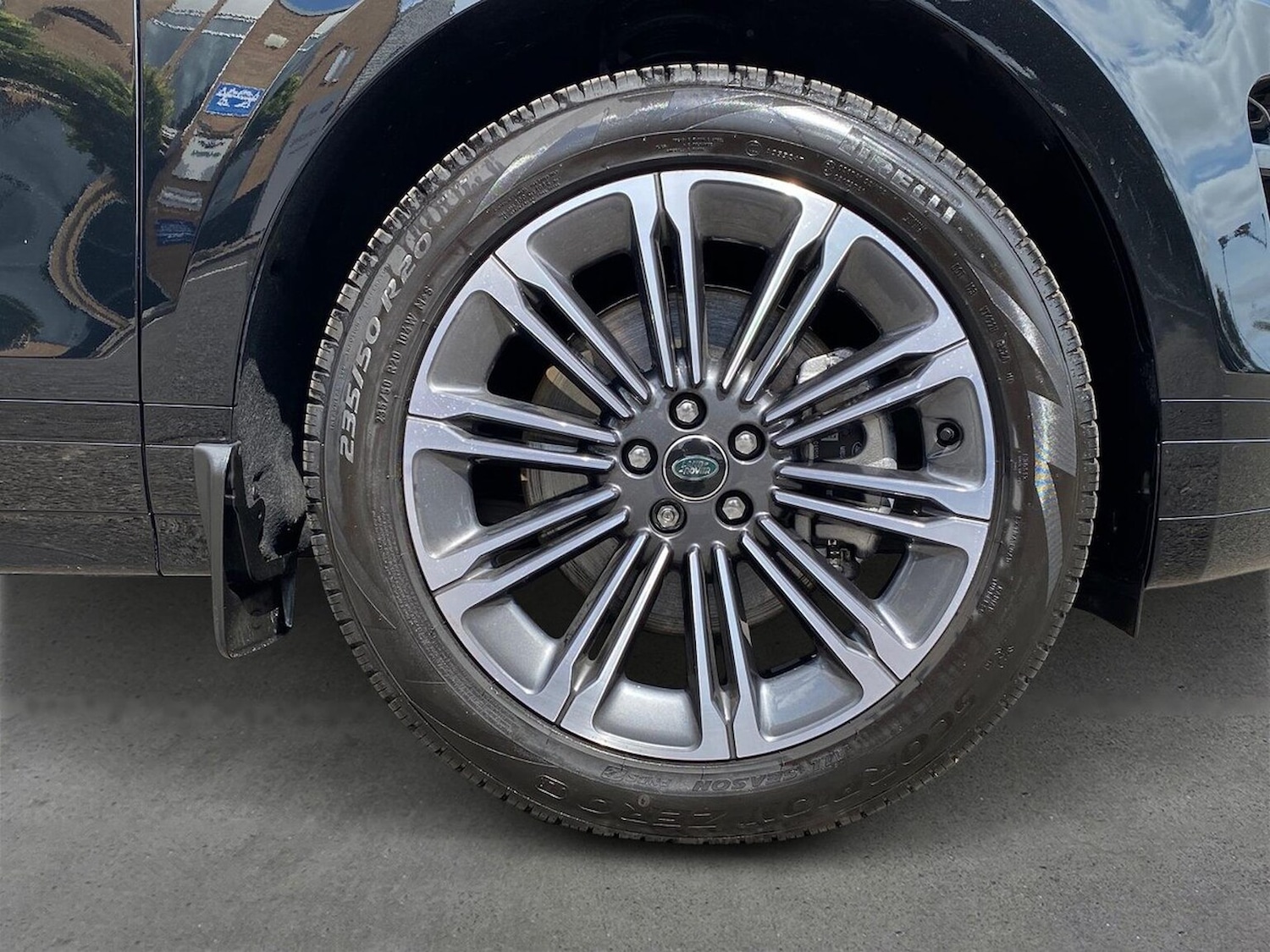 Used Land Rover Range Rover Evoque 2025 for sale - 76129043: Photo 8