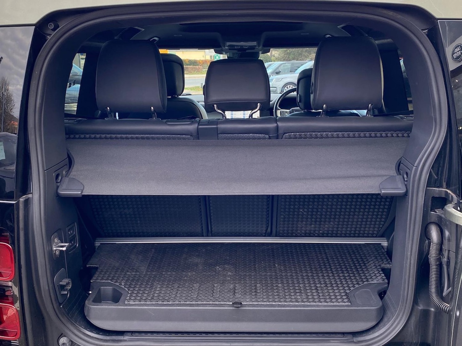 Used Land Rover Defender 2024 for sale - 76559819: Photo 10