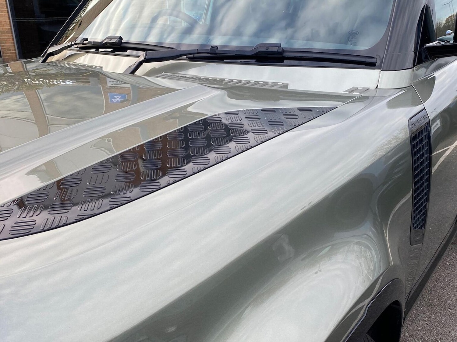 Used Land Rover Defender 2024 for sale - 76559819: Photo 20