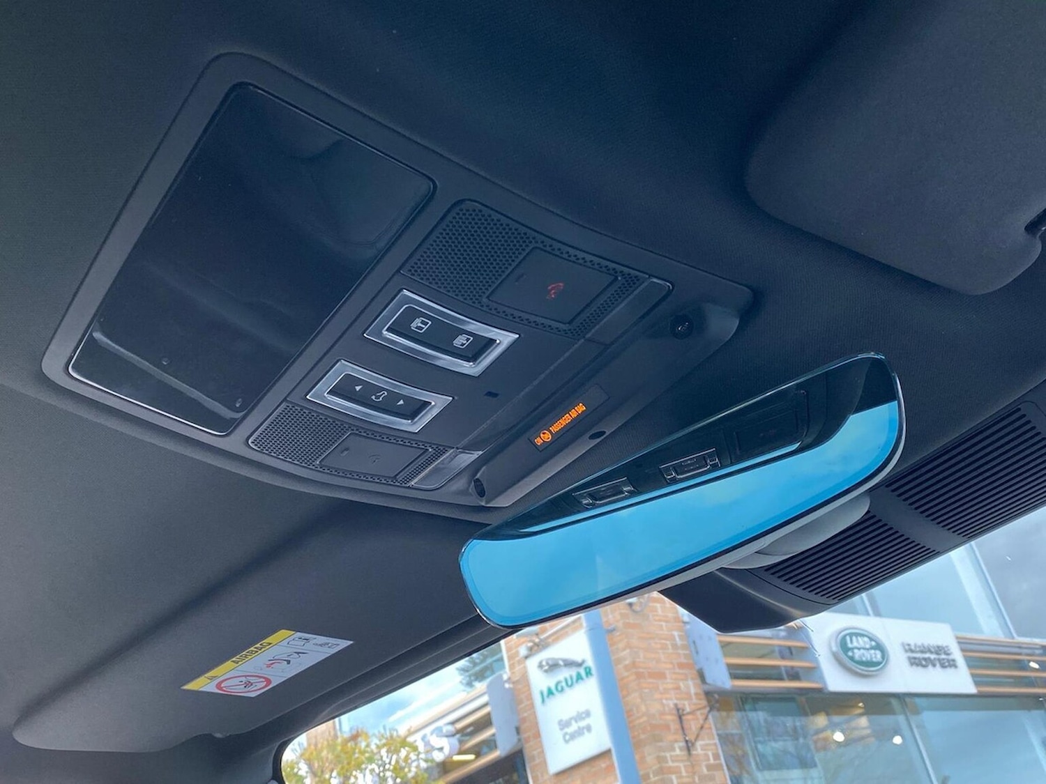 Used Land Rover Defender 2024 for sale - 76559819: Photo 23