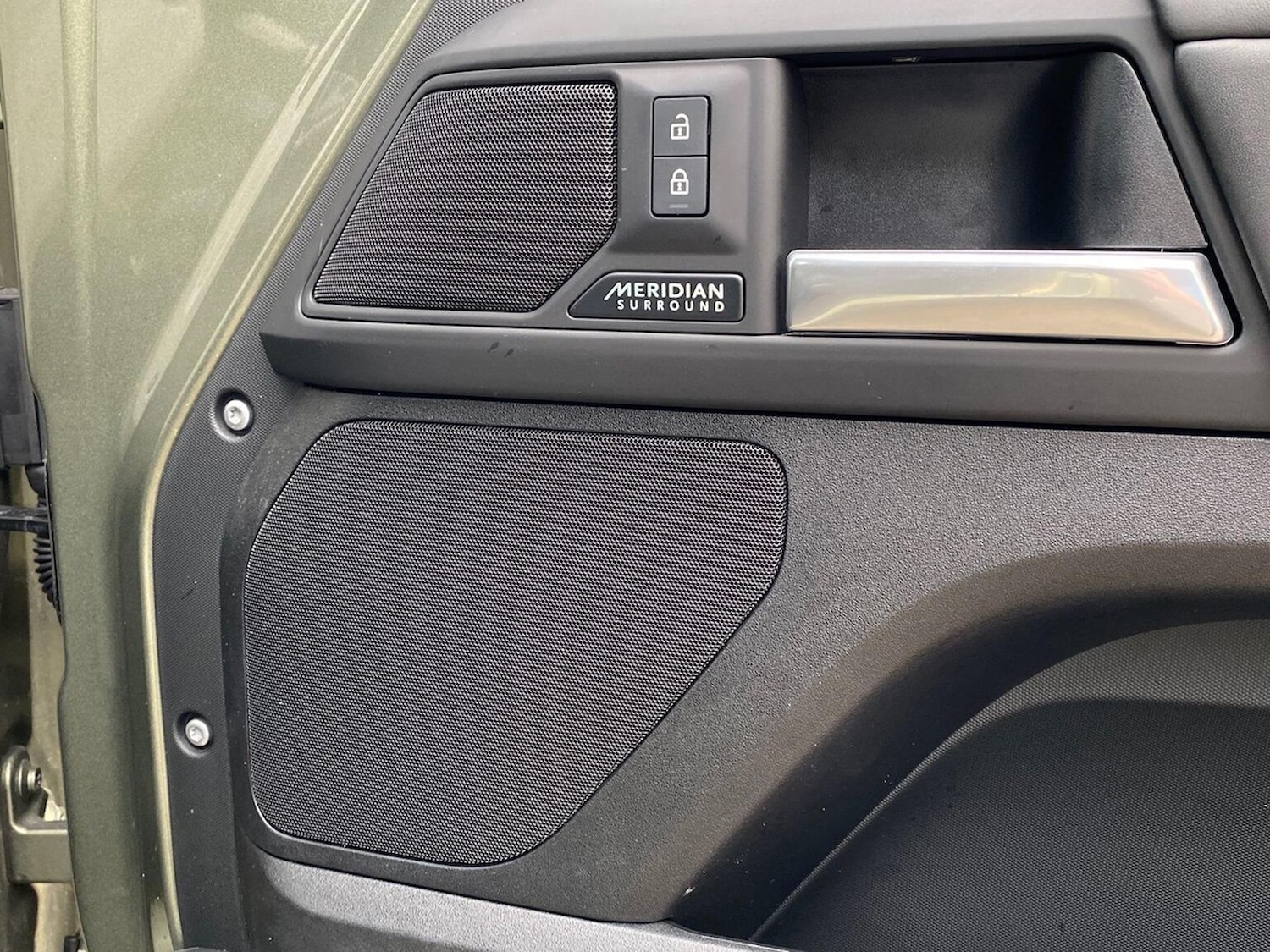 Used Land Rover Defender 2024 for sale - 76559819: Photo 24