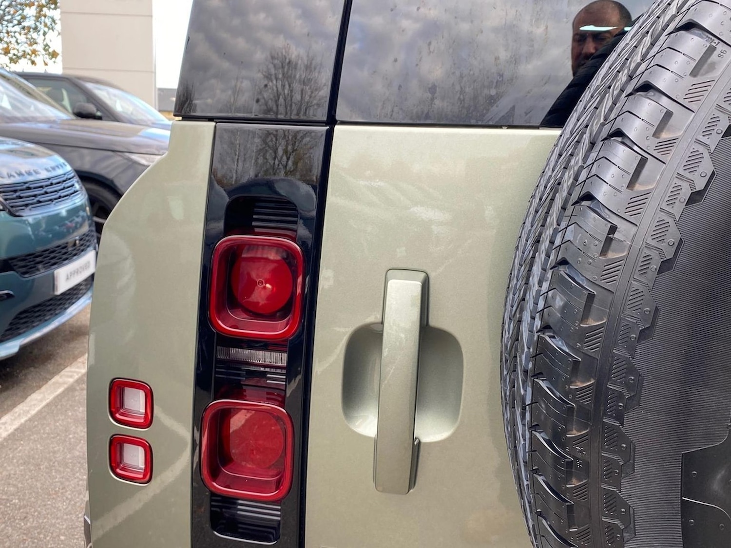 Used Land Rover Defender 2024 for sale - 76559819: Photo 26