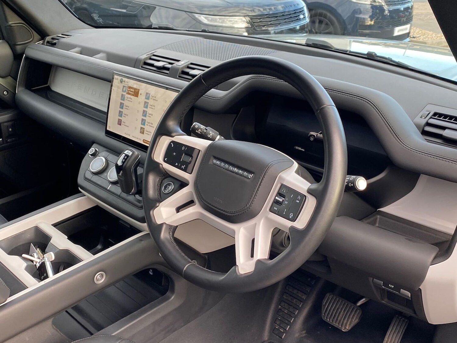 Used Land Rover Defender 2024 for sale - 76559819: Photo 36