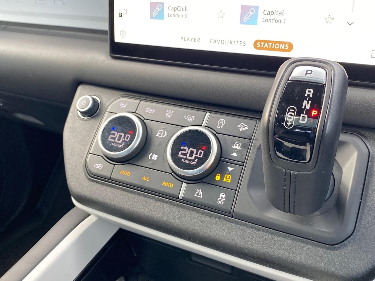 Used Land Rover Defender 2024 for sale - 76559819: Photo 40