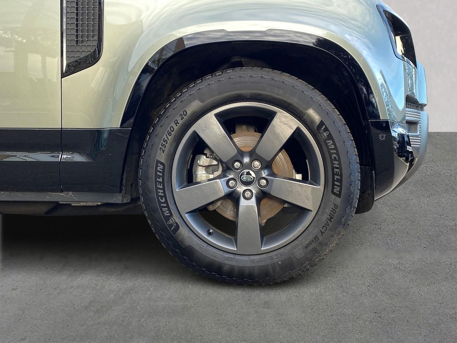 Used Land Rover Defender 2024 for sale - 76559819: Photo 8