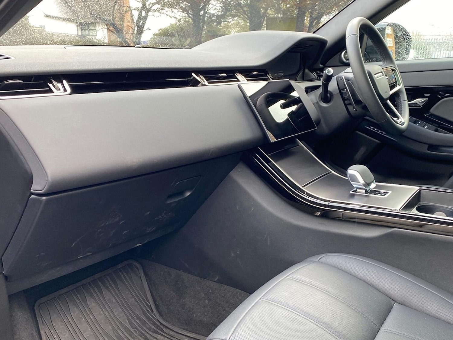 Used Land Rover Range Rover Evoque 2025 for sale - 77487955: Photo 3