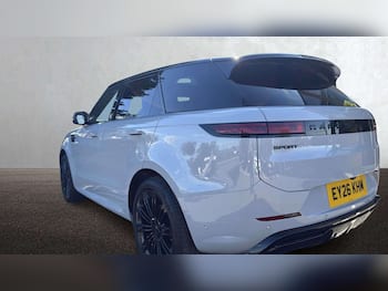Used Land Rover Range Rover Sport 2026 for sale - 79710539: Photo