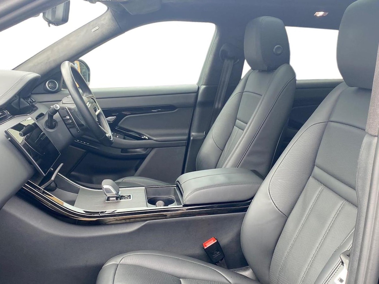 Used Land Rover Range Rover Evoque 2024 for sale - 77889340: Photo 3