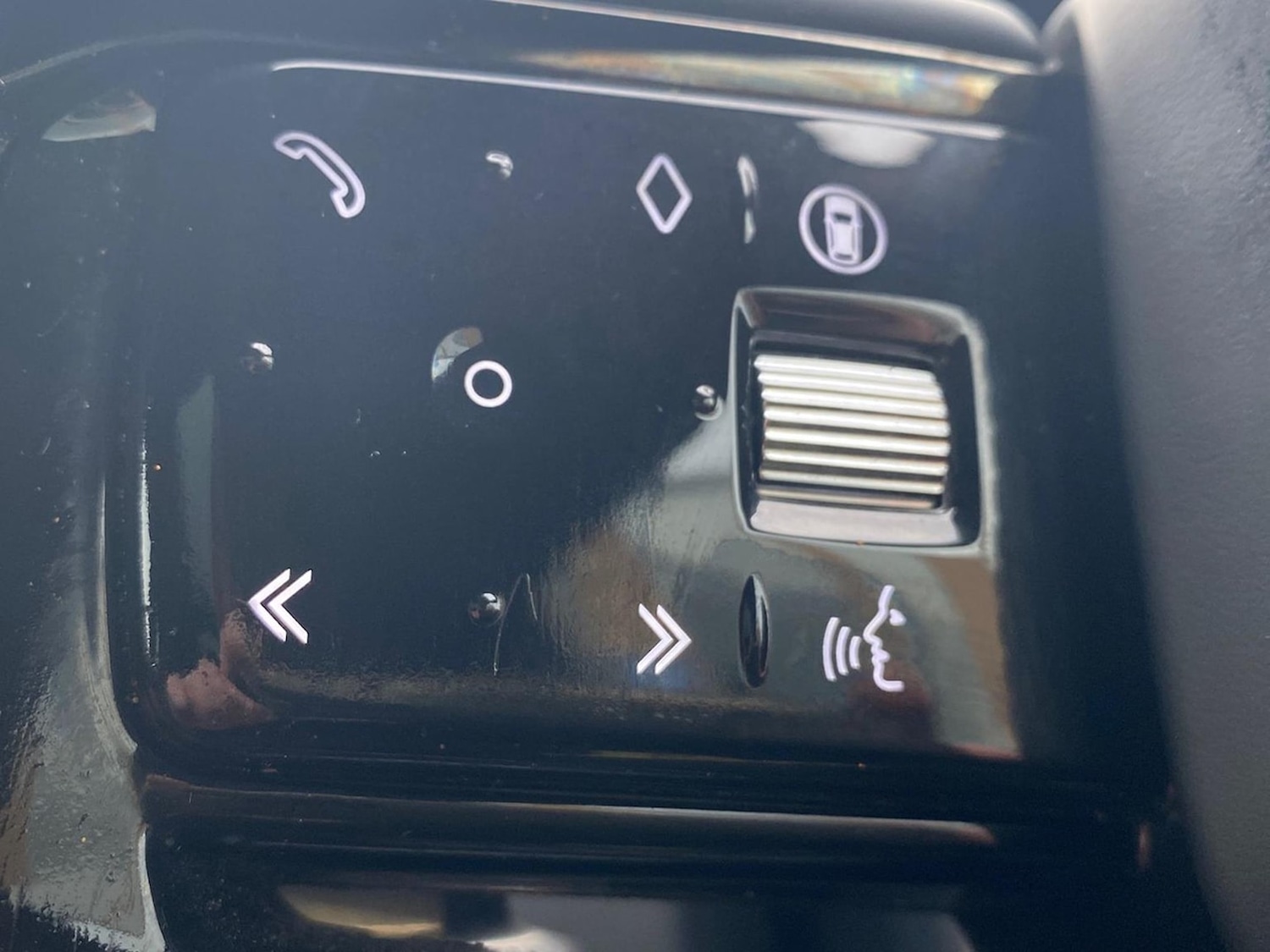 Used Land Rover Range Rover Evoque 2024 for sale - 77889340: Photo 37