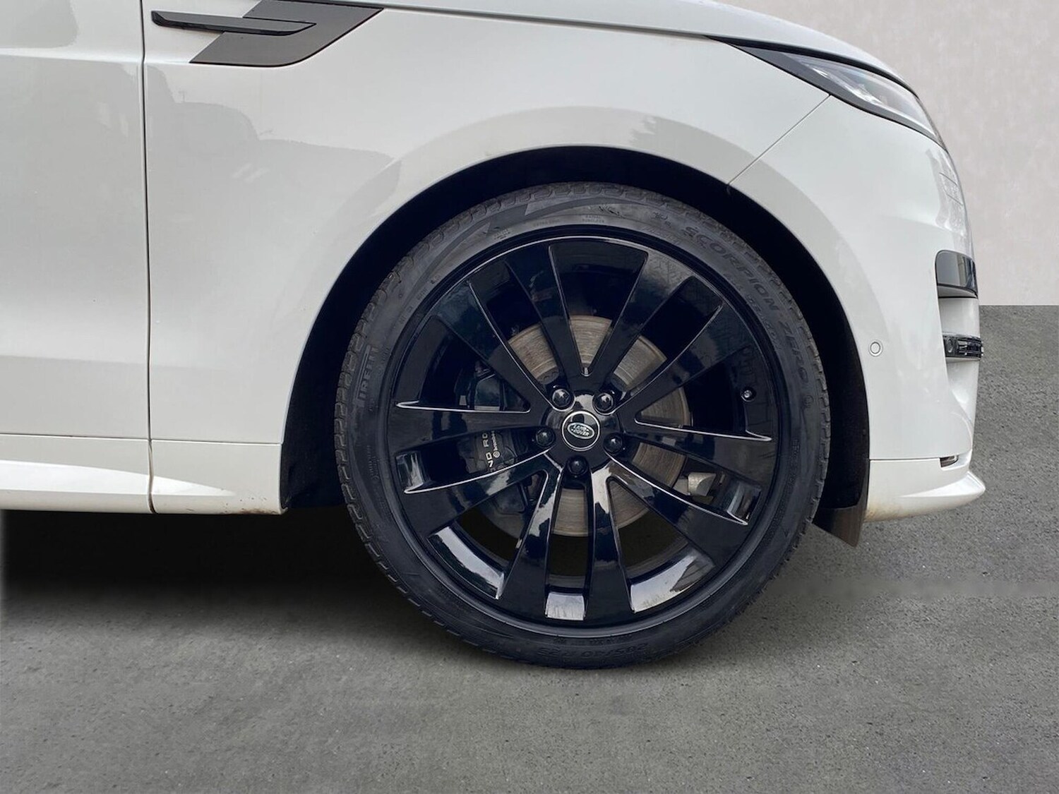 Used Land Rover Range Rover Sport 2024 for sale - 77487849: Photo 8