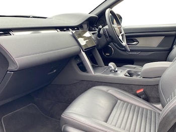 Used Land Rover Discovery Sport 2023 for sale - 75761866: Photo