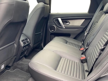Used Land Rover Discovery Sport 2023 for sale - 75761866: Photo