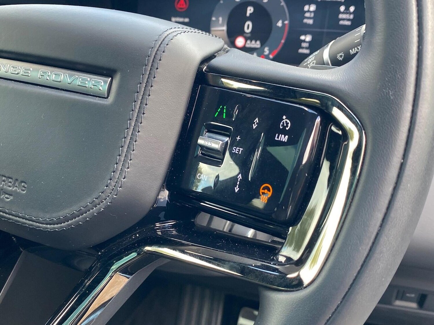Used Land Rover Range Rover Evoque 2025 for sale - 77487985: Photo 31
