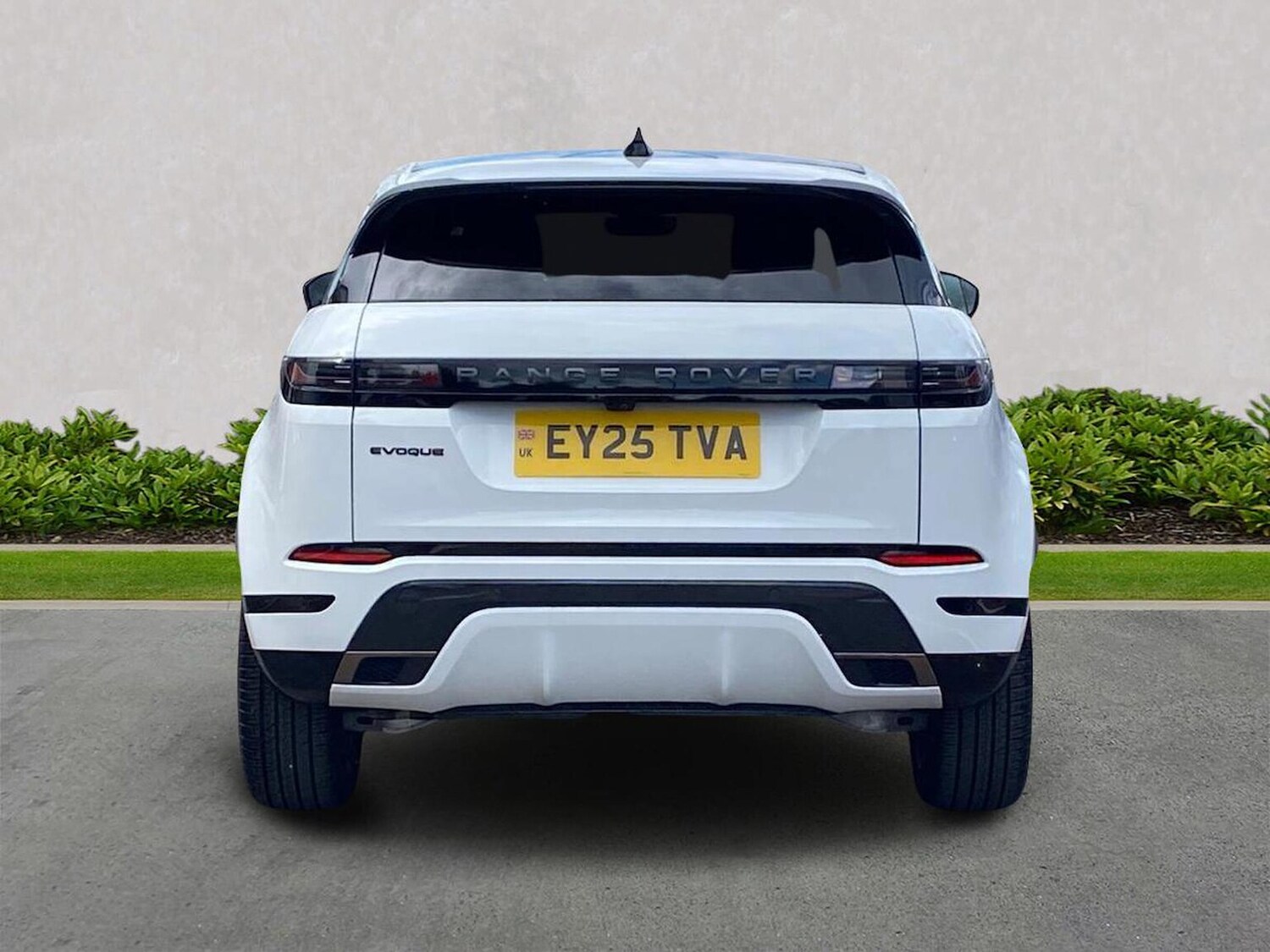 Used Land Rover Range Rover Evoque 2025 for sale - 77487985: Photo 6