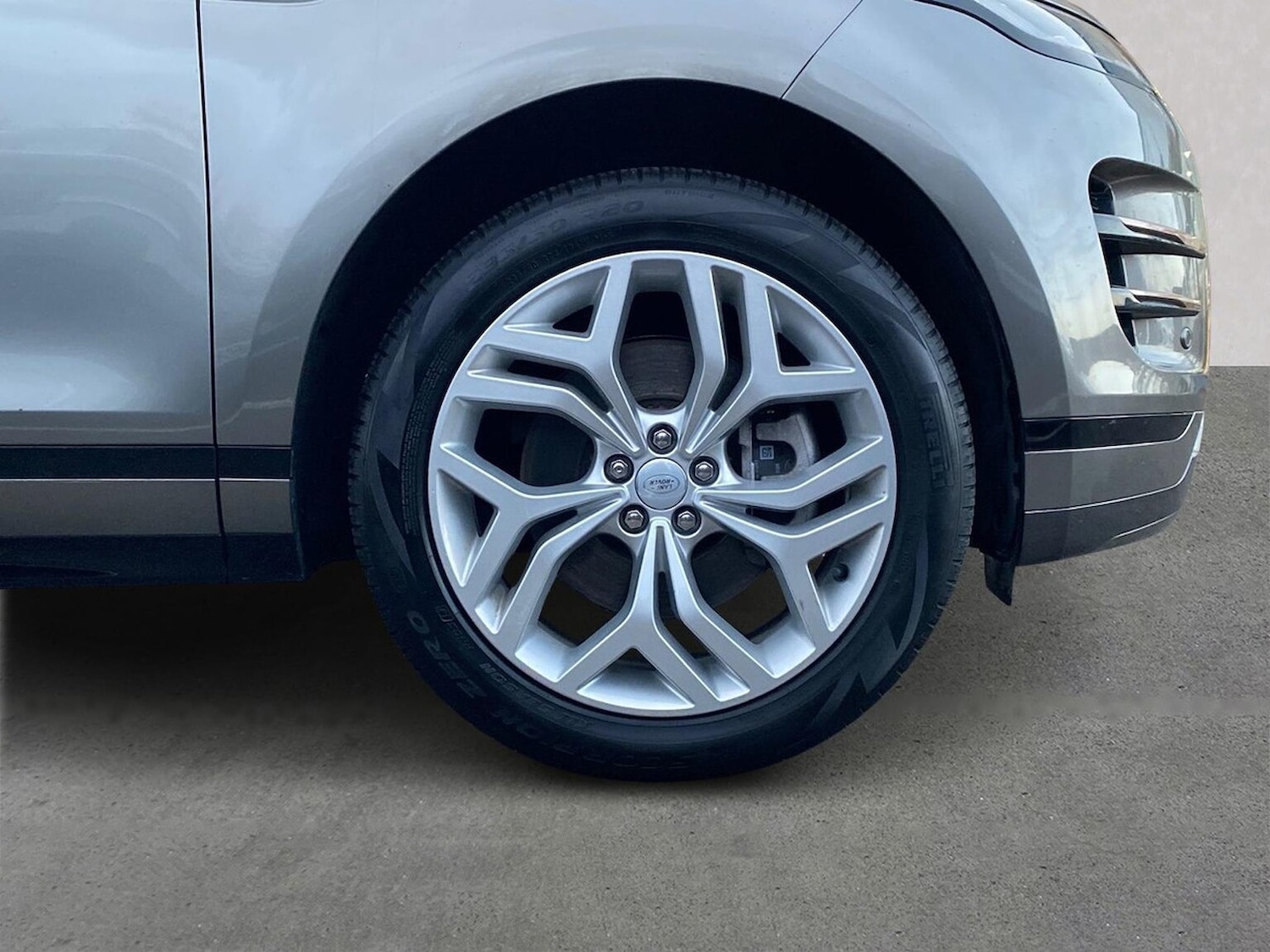 Used Land Rover Range Rover Evoque 2023 for sale - 76821747: Photo 8