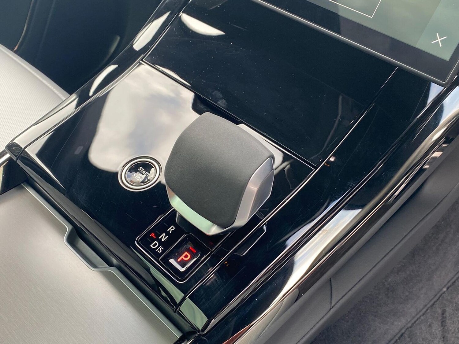 Used Land Rover Range Rover Sport 2025 for sale - 77759376: Photo 13