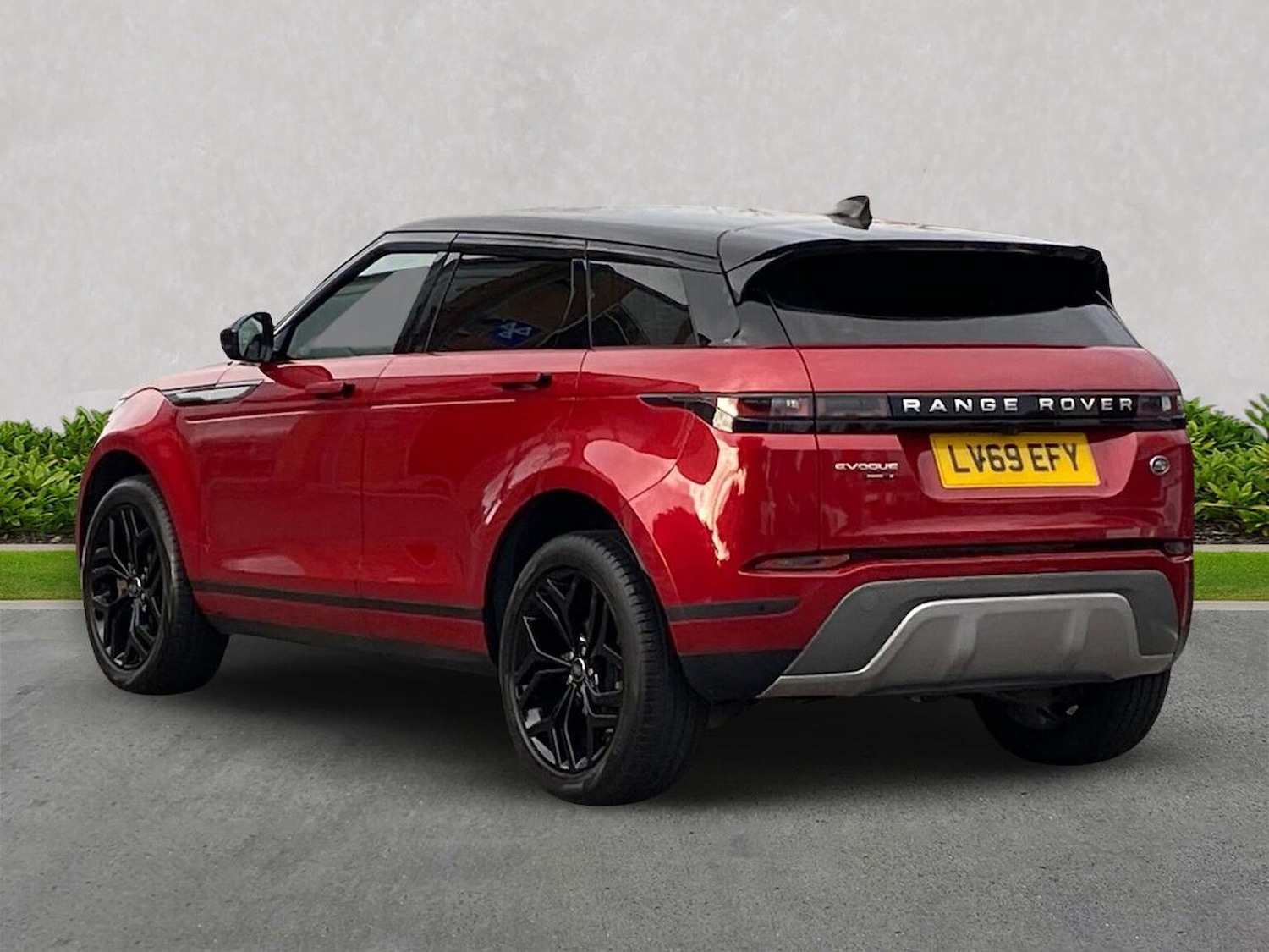 Used Land Rover Range Rover Evoque 2019 for sale - 76464685: Photo 2